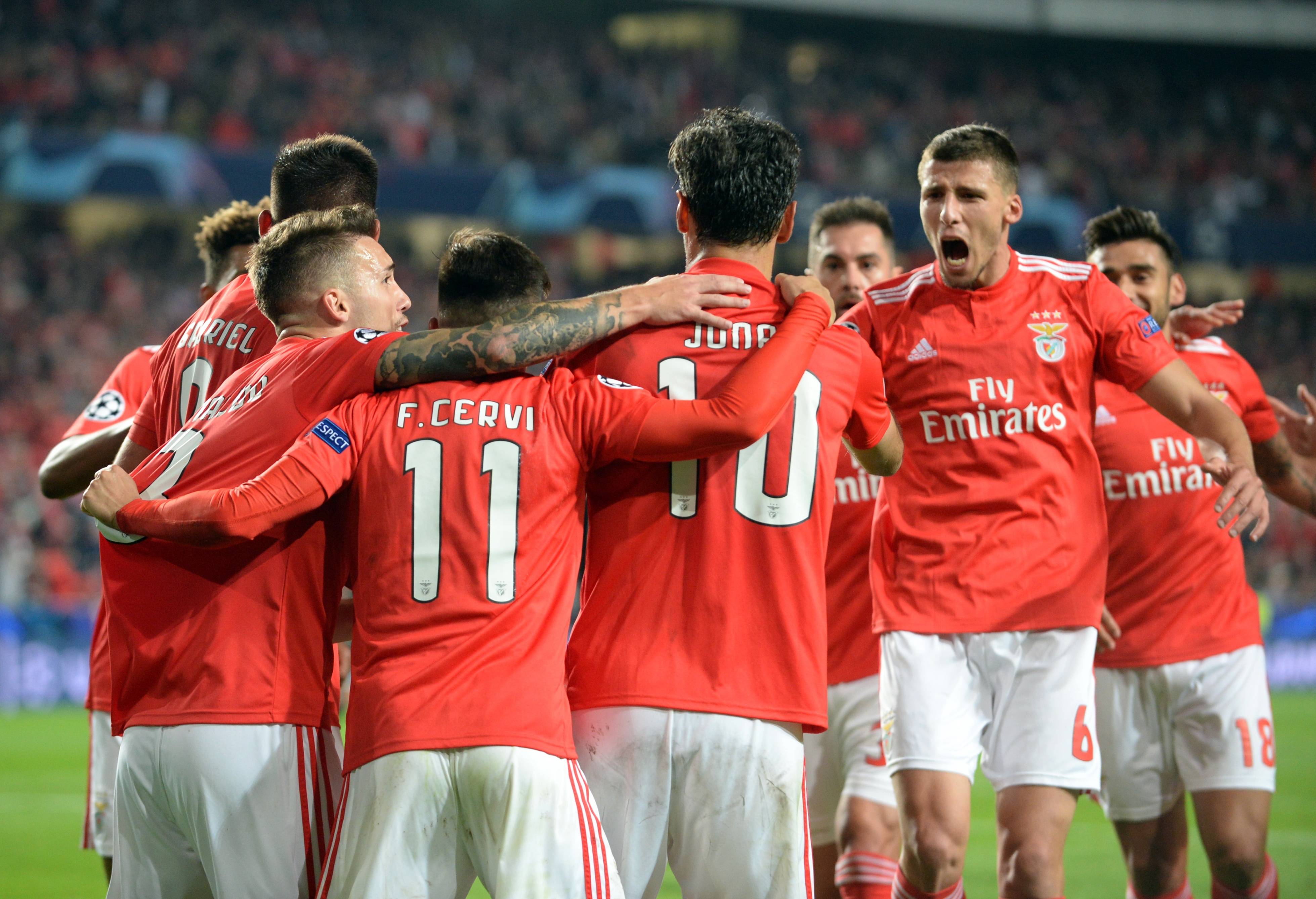 里程碑夜!英格兰国家队防线松动,葡超加时末段刷纪录,形势明朗,团队化学反应显著的简单介绍 里程碑夜!英格兰国家队防线松动,葡超加时末段刷纪录,形势明朗,团队化学反应显著的简单介绍