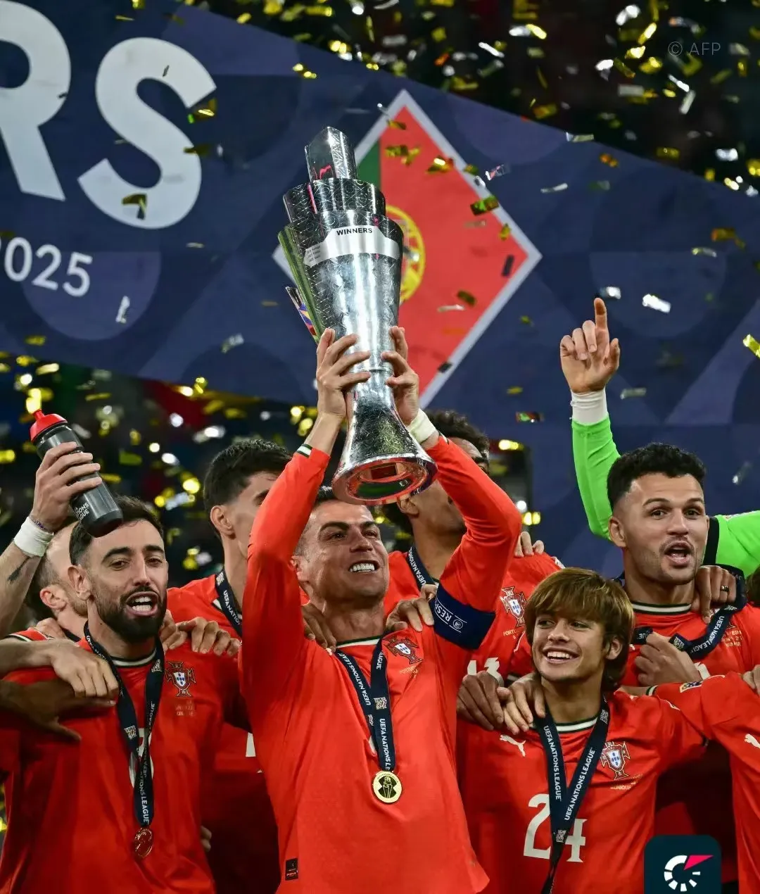 冲刺阶段葡超焦点战,曼联回应争议,信心回归,阵容厚度经受考验(周日023英超曼城vs曼联预测分析) 冲刺阶段葡超焦点战,曼联回应争议,信心回归,阵容厚度经受考验(周日023英超曼城vs曼联预测分析)