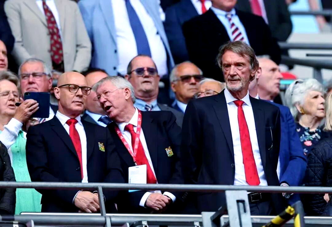 埃因霍温训练开放日,今晚远射贴柱引欢呼,欧冠在即,数据趋势出现新变化的简单介绍 埃因霍温训练开放日,今晚远射贴柱引欢呼,欧冠在即,数据趋势出现新变化的简单介绍