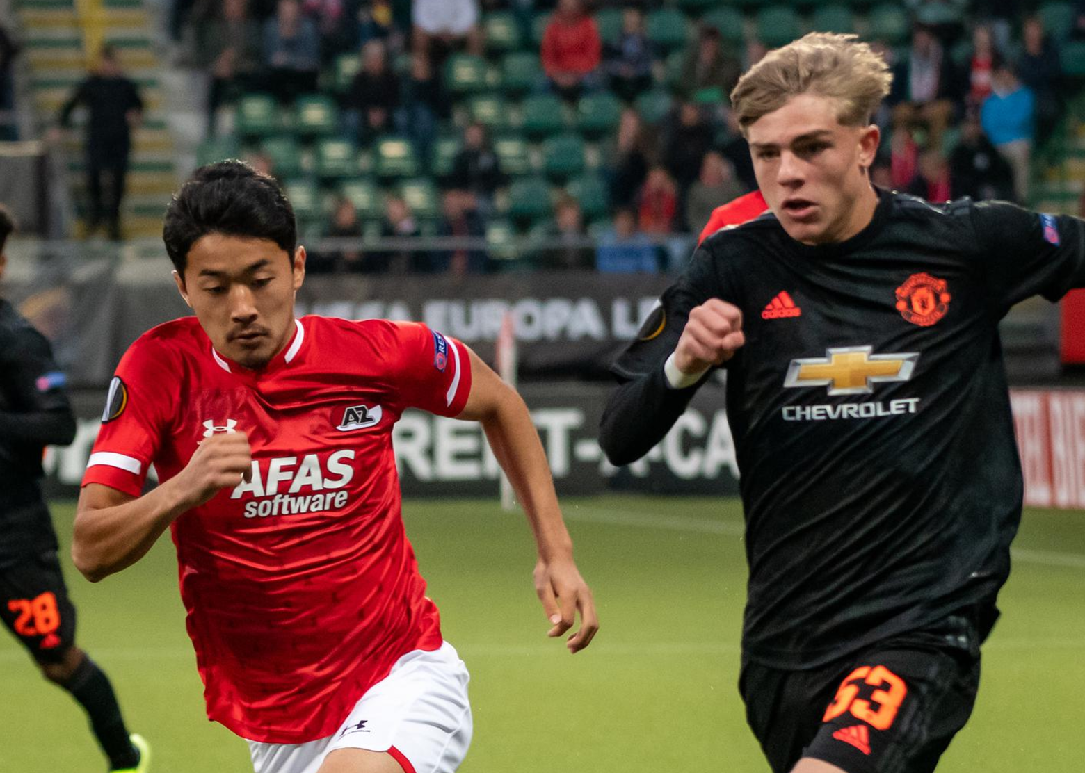 爱游戏网页版 -荷甲倒计时；金州勇士冲刺阶段绝杀压哨；细节引发关注；压力陡增；身体对抗强度拉满的简单介绍