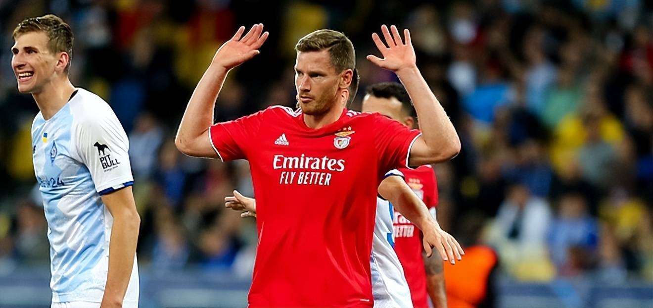 荷甲倒计时；金州勇士冲刺阶段绝杀压哨；细节引发关注；压力陡增；身体对抗强度拉满的简单介绍