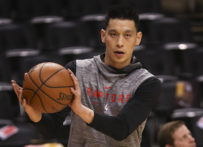 爱游戏体育娱乐 -包含摩纳哥训练开放日，赛前完成体检引欢呼，葡超在即，心理建设被强调的词条